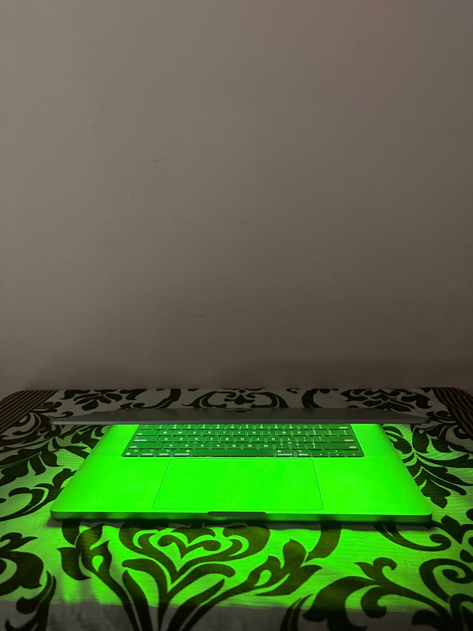 Pre Owned MacBook Pro A2485 |  M1 Pro 16GB Ram 512 GB SSD
