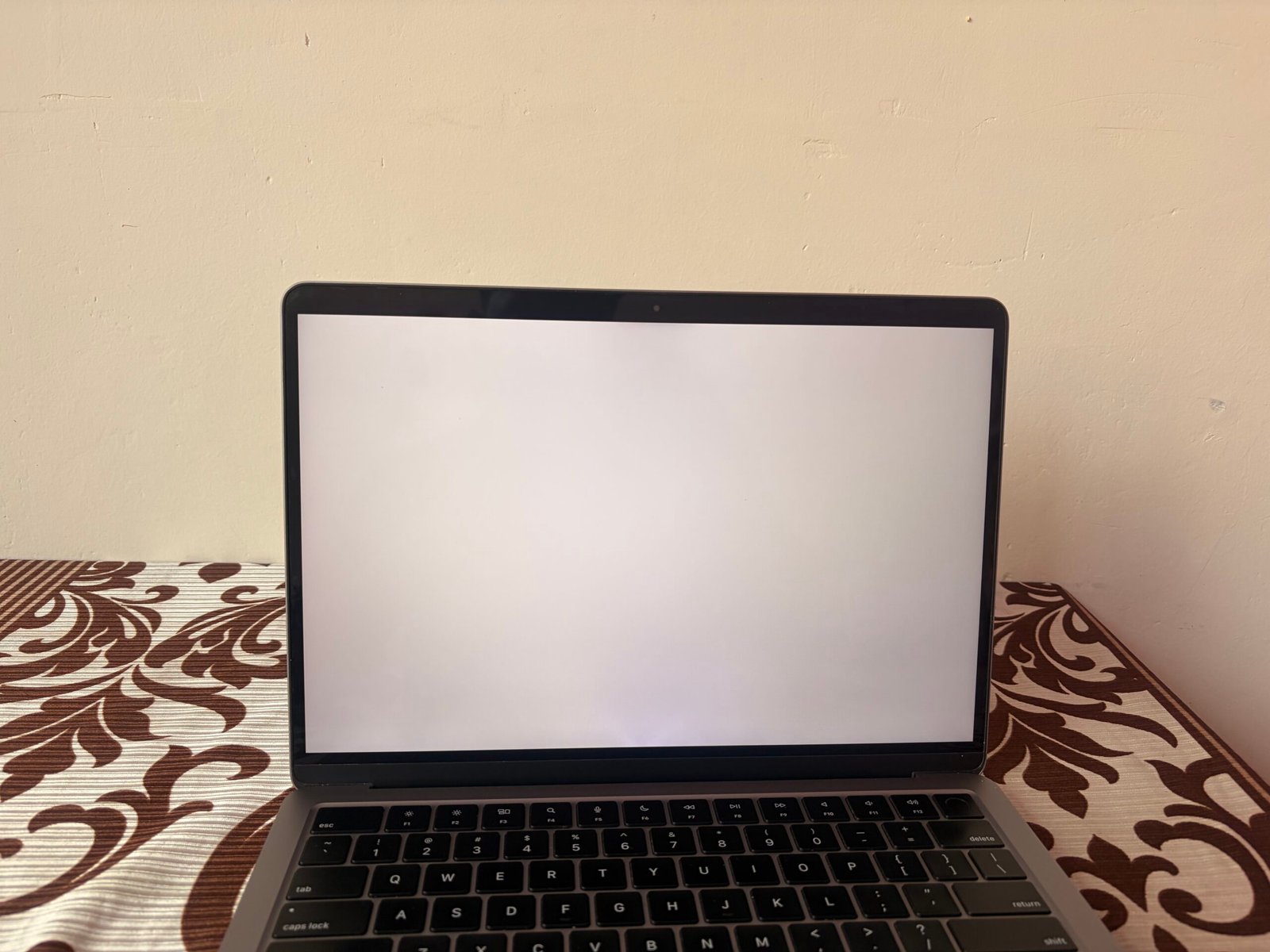 Pre Owned MacBook Air M2 |  24GB Ram 512 GB SSD